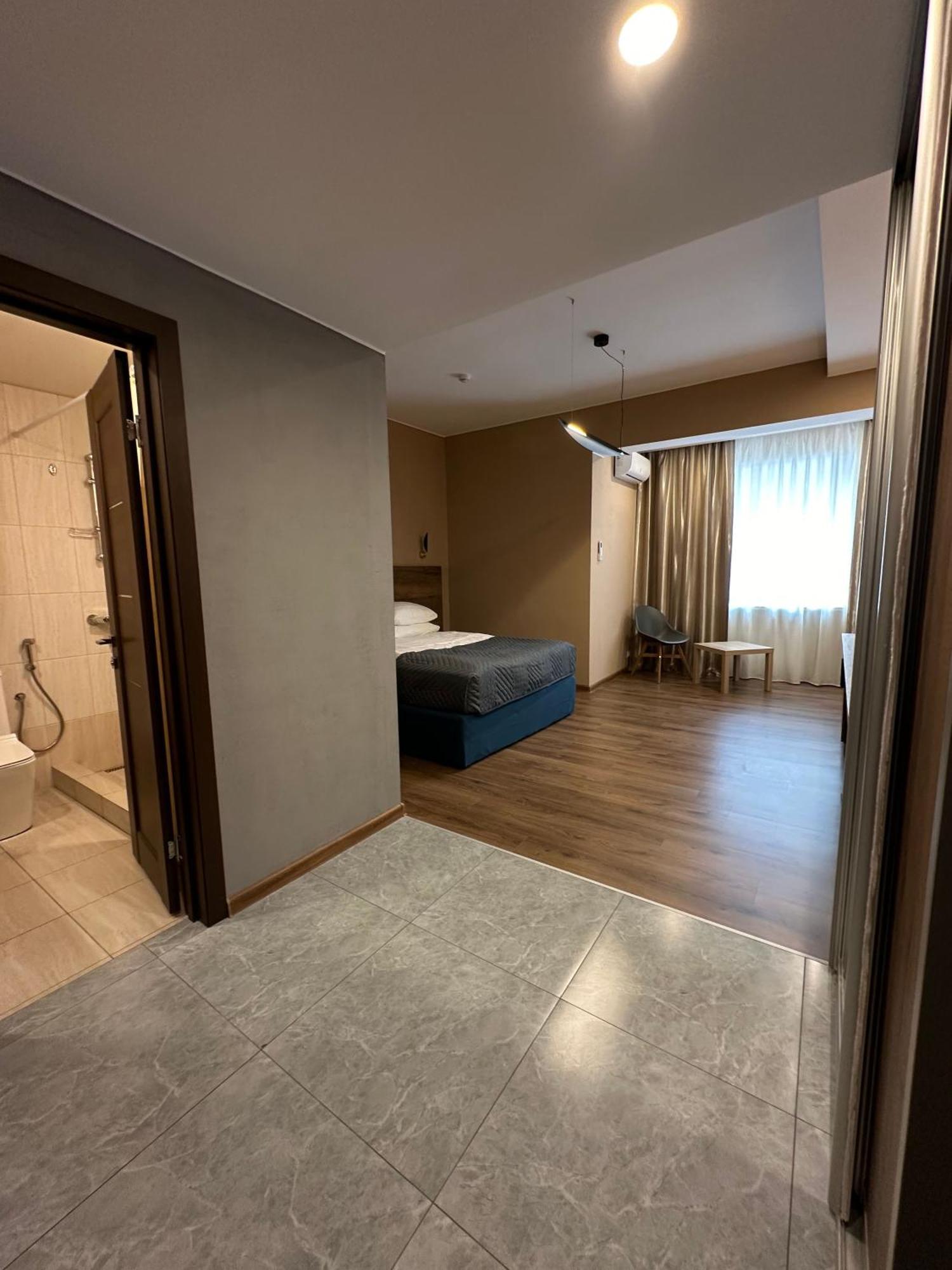 Hotel Gloria Deluxe Борово Екстериор снимка